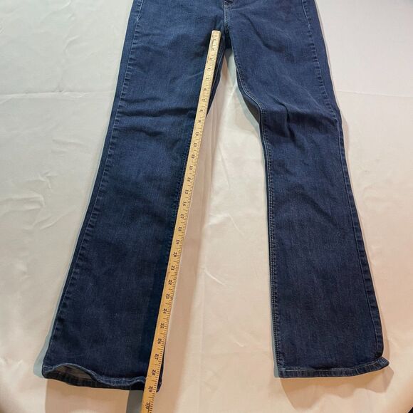 Levi's 526 Slender Bootcut Jeans Womens Size 8 Blue Dark Wash Denim Flap Pockets - Picture 2 of 5